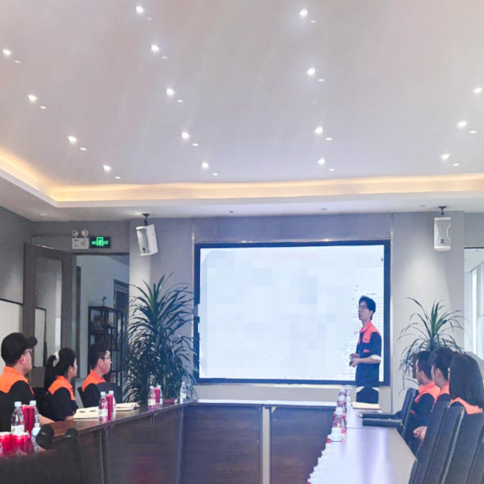 A lemezmegmunkálás késedelme multinacionális projektek leállását okozta? Német biotechnológiai vállalat ügyfele elmesélte, hogyan törte fel a CHNSMILE a formát 72 óra alatt.