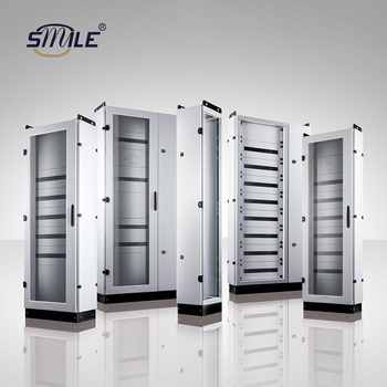 Placa de acero inoxidable o acero laminado en frío para armario eléctrico.