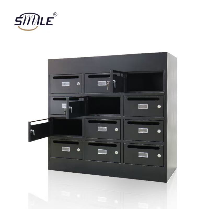 Boîte aux lettres extérieure murale en métal de style appartement