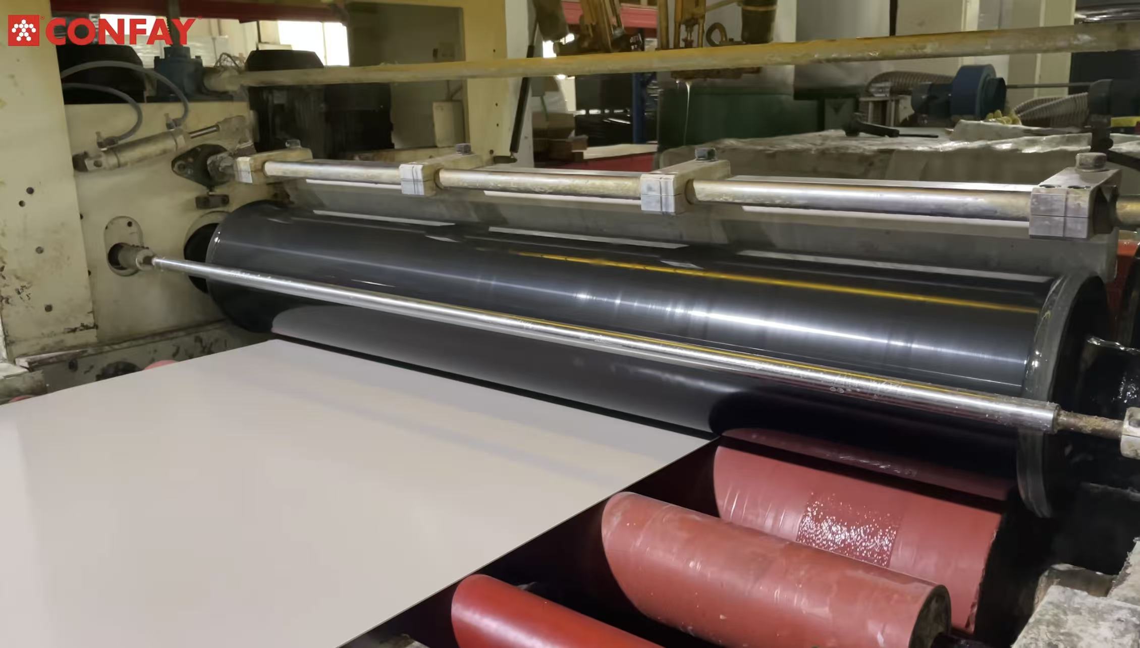 PUR hot melt adhesive