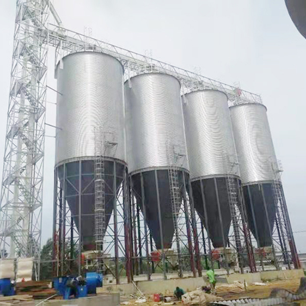 Izolowany silos stalowy