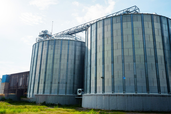 Détection et réparation de silos en acier spiralé externe renforcé