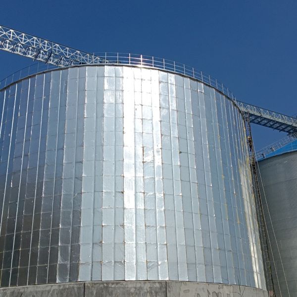 Intelligent Temperature Monitoring: The Vital Core of Safe Grain Silo Management