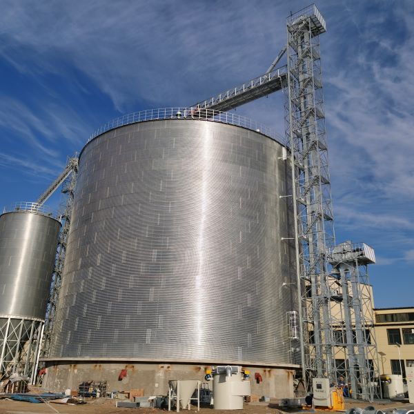Unveiling the Superiority: Why Galvanized Steel Silos Outshine the Ordinary in Grain Storage