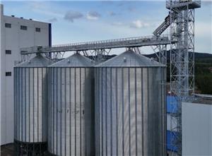 Penyiapan Projek Vietnam: Silo Keluli LIAONING QIUSHI Mentakrifkan Semula Kecekapan Penyimpanan