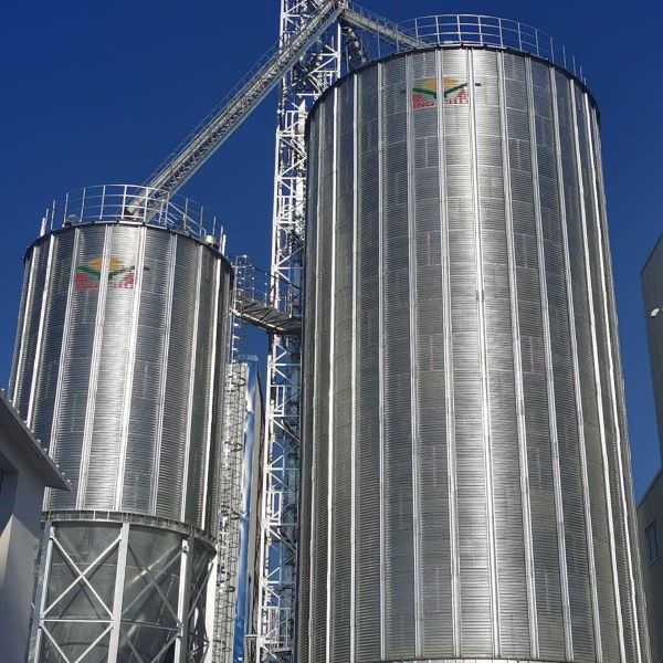How to Choose the Right Grain Loading Process for Steel Silos?
