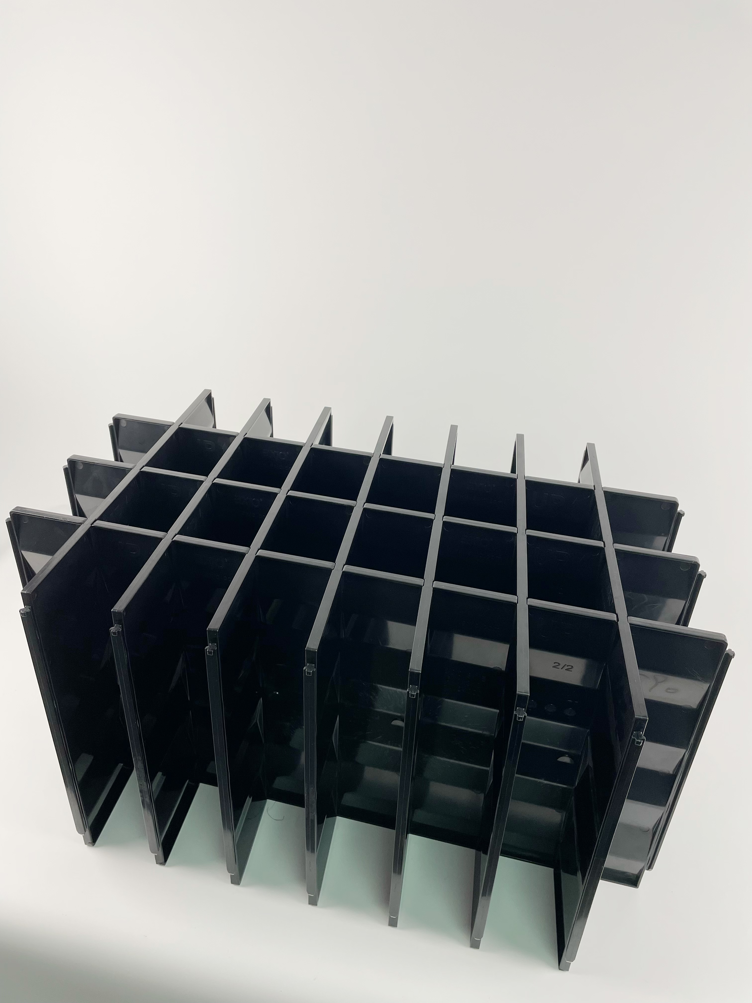 High-Volume Plastic Stacking Mold Injection