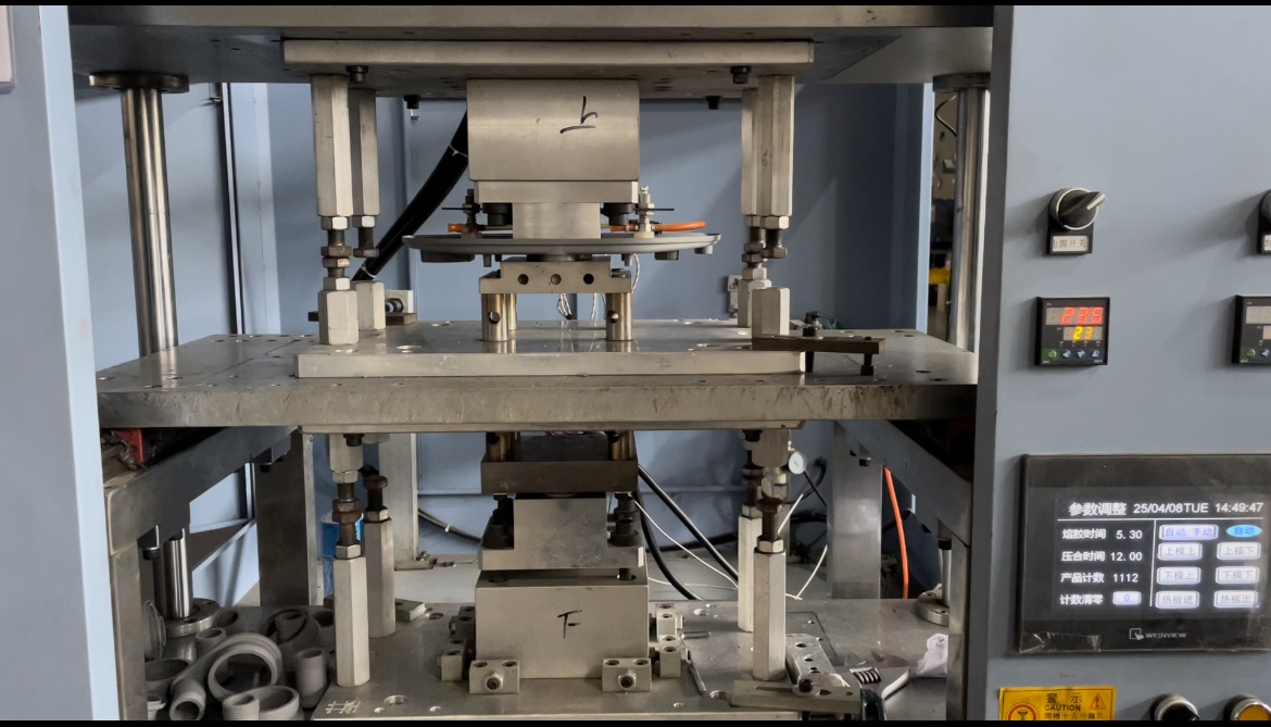 תהליך ריתוך פלטות חמות