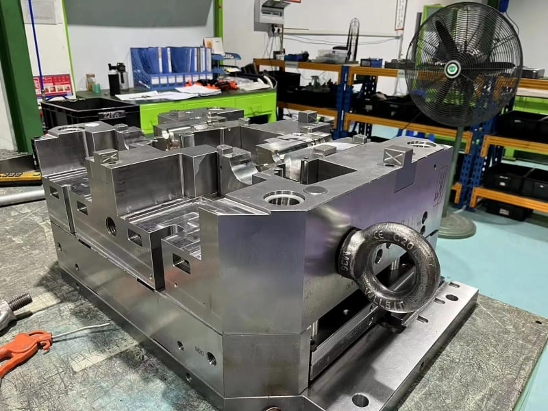 חבילת פתרונות העובש שלנו