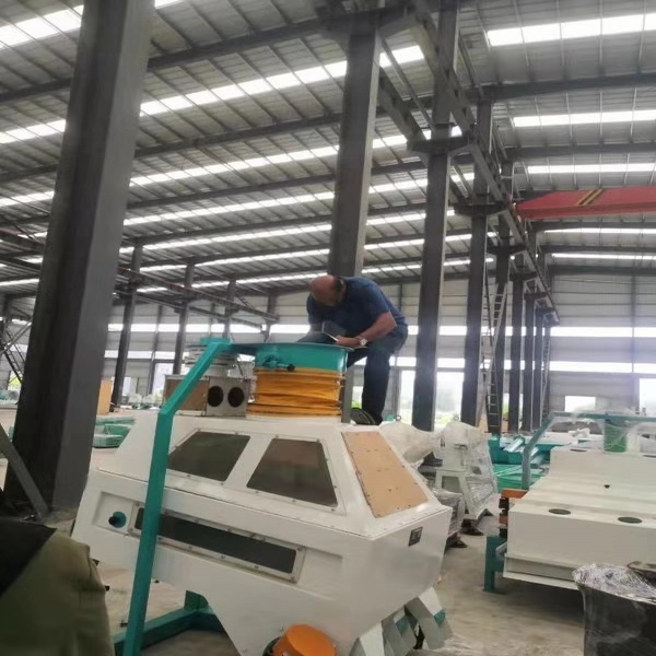 120T/D High Output Low Power Rice Flour Making Machine