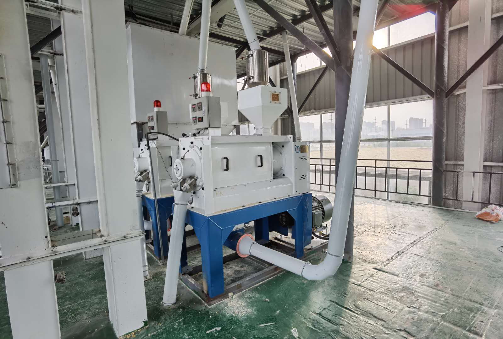 Complete maize milling and processing line