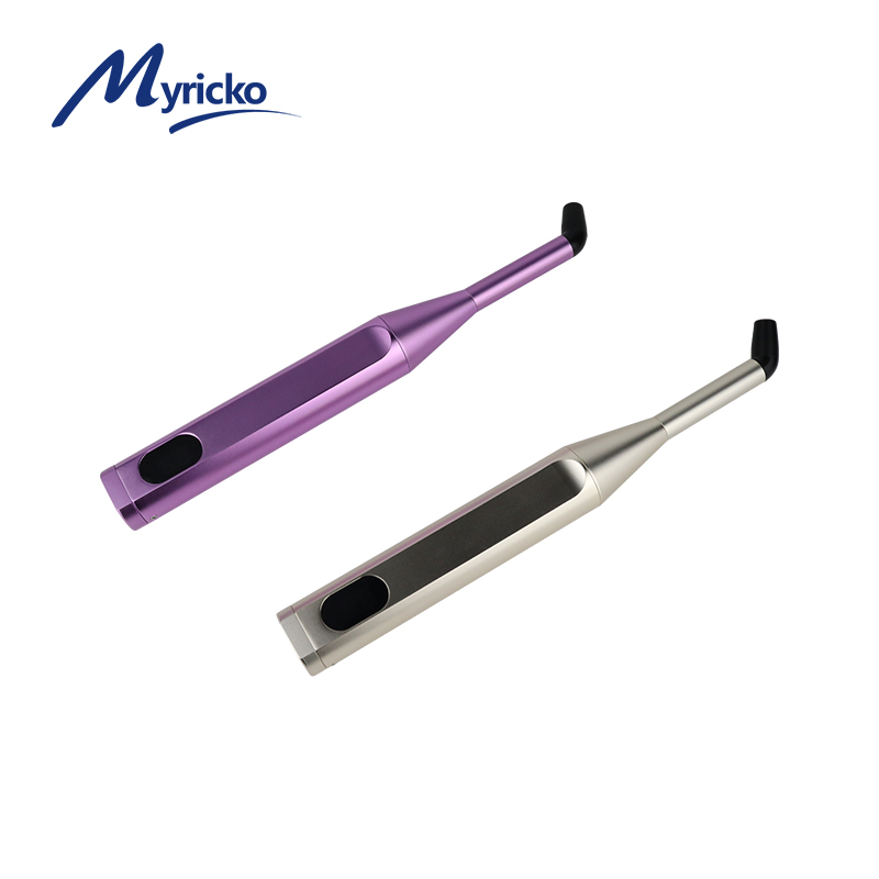 Thiết bị đo tần số cộng hưởng Myricko Precise ISQ giúp kiểm tra độ ổn định của cấy ghép nha khoa một cách nhất quán.