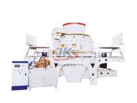 Concasseur à arbre vertical