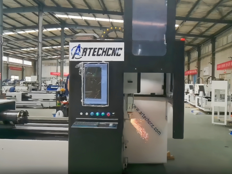 Fiber Laser Pipe Cutting Machine
