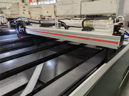 co2 metal laser cutting machine