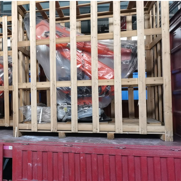 ARTECH CNC Employees Deliver Robot Milling CNC During National Day Holiday