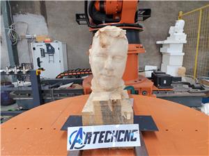 Six-Axis CNC Milling Robot Enhances Custom Wood Model Production for Clients