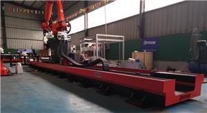 ARTECH CNC finalise la production d'un bras robotisé de fraisage sur mesure et réalise une mise en service vidéo en direct pour le client. ARTECH CNC finalise la production d'un bras robotisé de fraisage sur mesure et réalise une mise en service vidéo en direct pour le client.