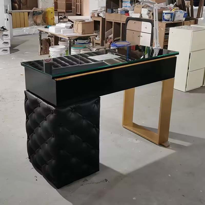 manicure table