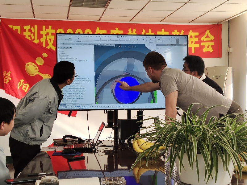 Välkommen ryska kunder att komma till vårt företag för att diskutera affärer