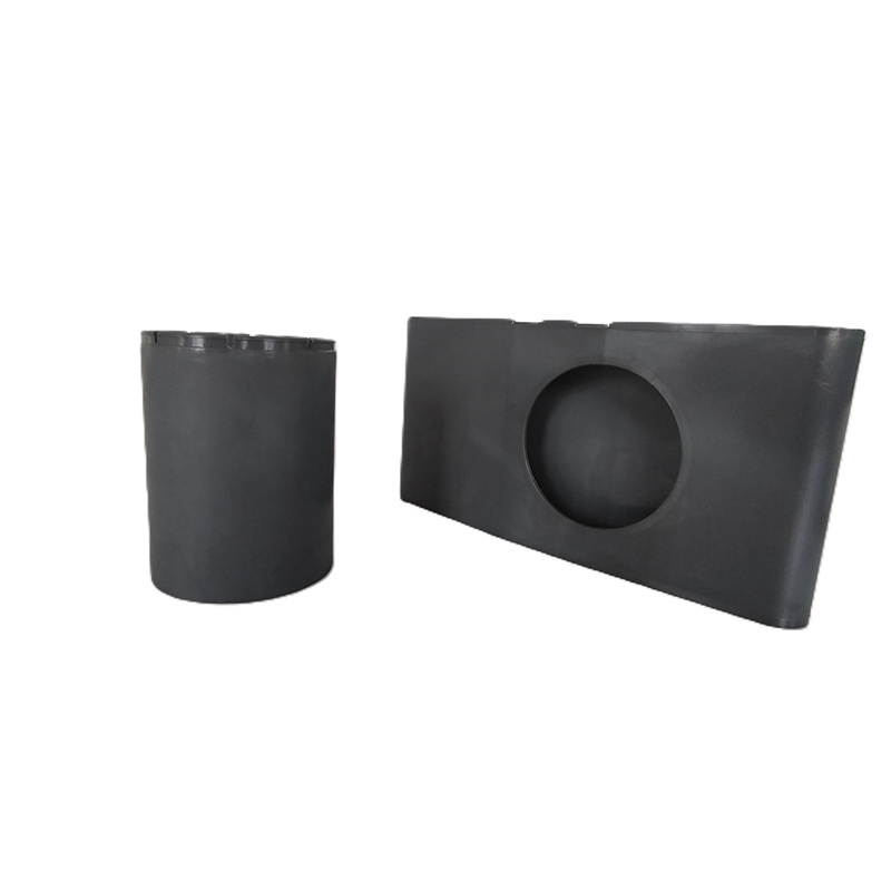 Electrolyzer gas-liquid channel insert