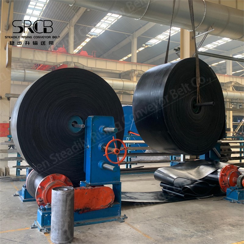 Difference between Nylon and Canvas conveyor belt