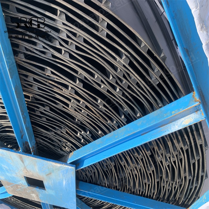 The key of installing embossed pattern conveyor belt