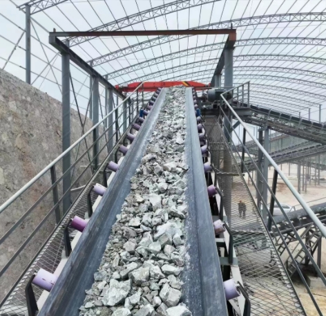 Conveyor belt maintenance methods