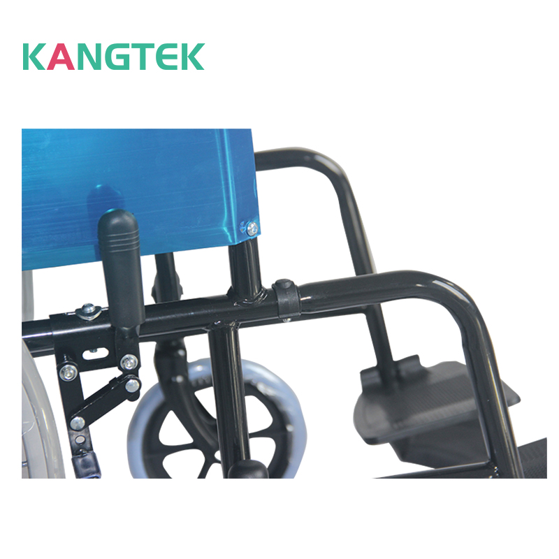 High quality Mobile fold hospital furniture wheelchairs are provided for patients