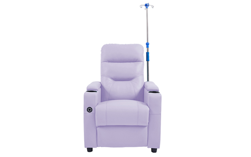 iv lounge chairs