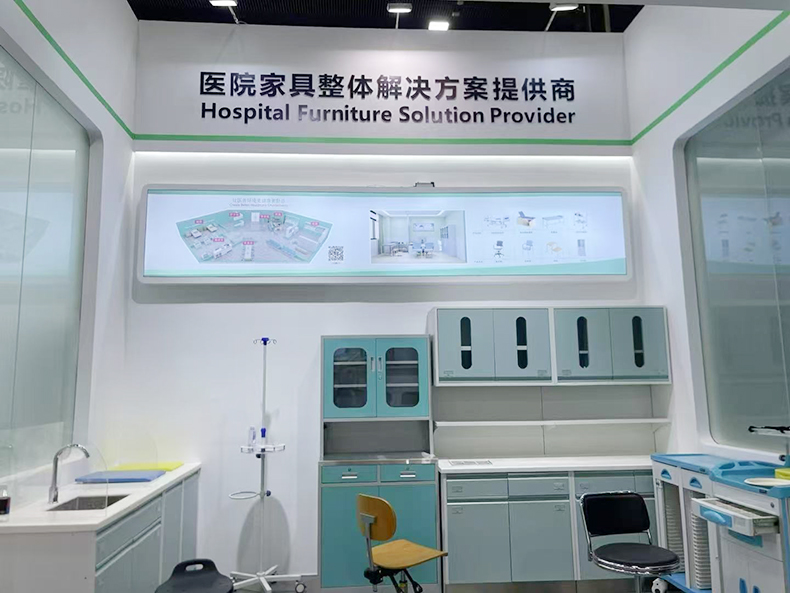 Medical crash cart