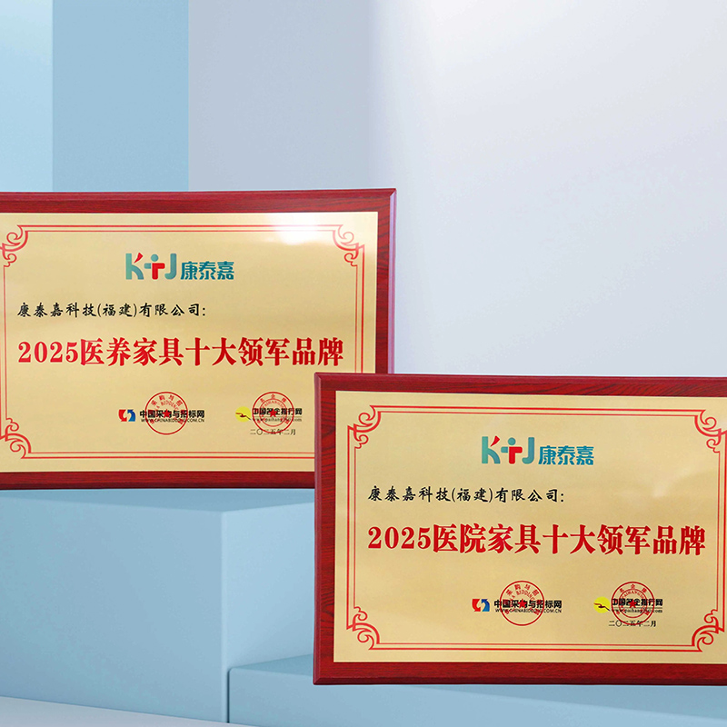 Nanalo si Kangtek ng Dalawang Parangal Kabilang ang  Nanalo si Kangtek ng Dalawang Parangal Kabilang ang