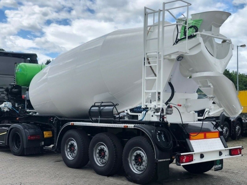 Trailer Mixer Truck