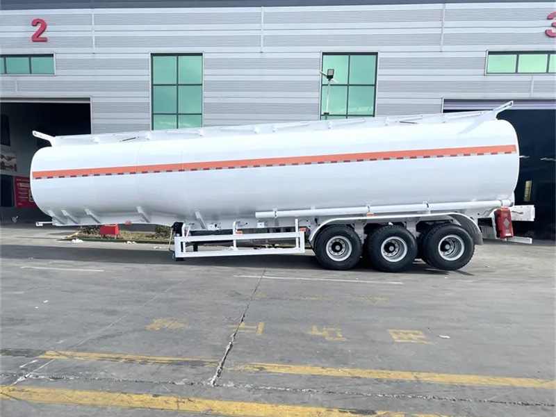 Stainless Steel Tanker Trailer