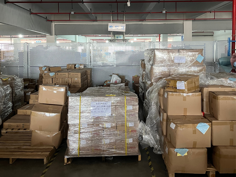 Linh kiện nhựa bán thành phẩm