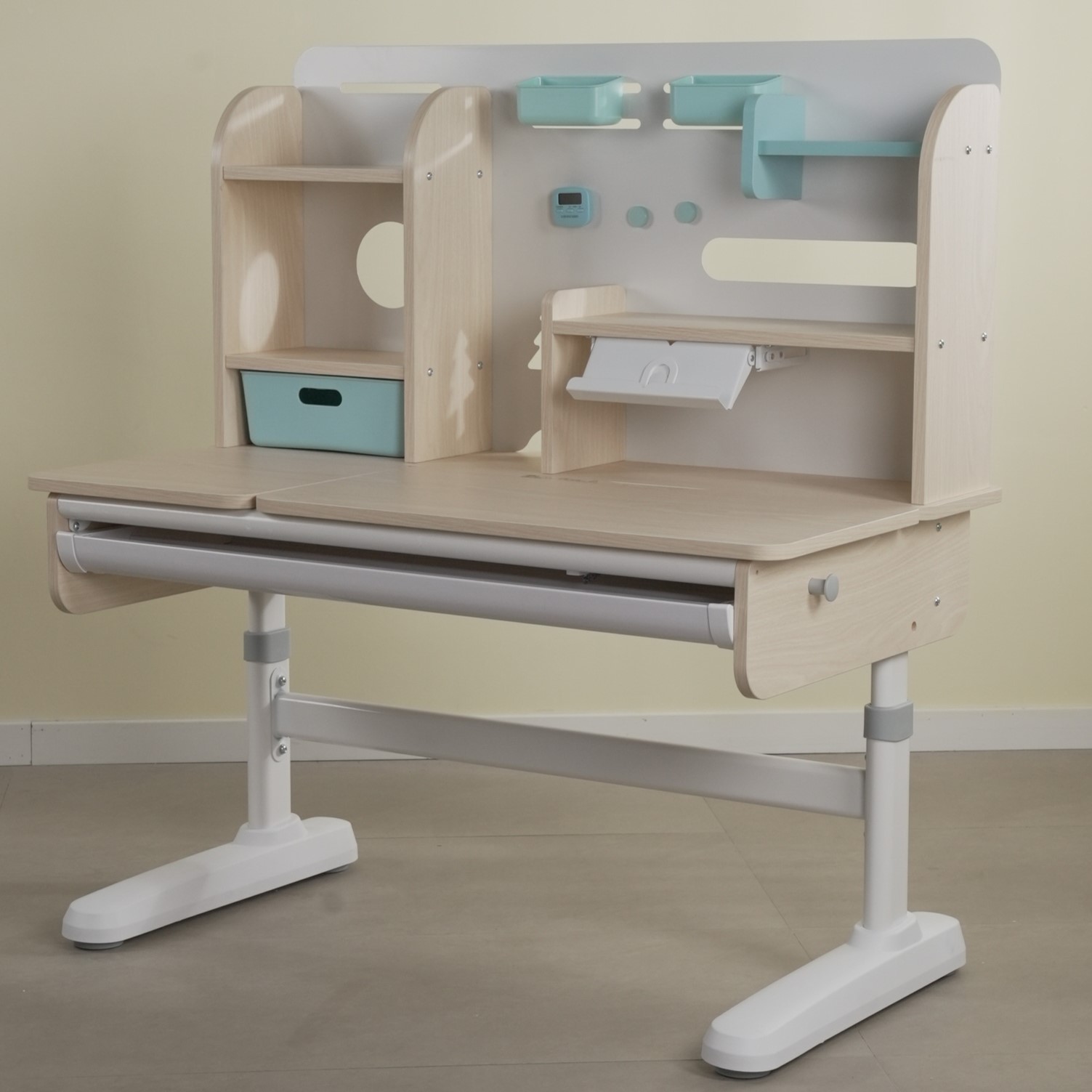 Children's ergonomic desks and chairs