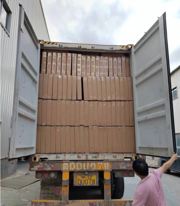 Завантаження вантажу