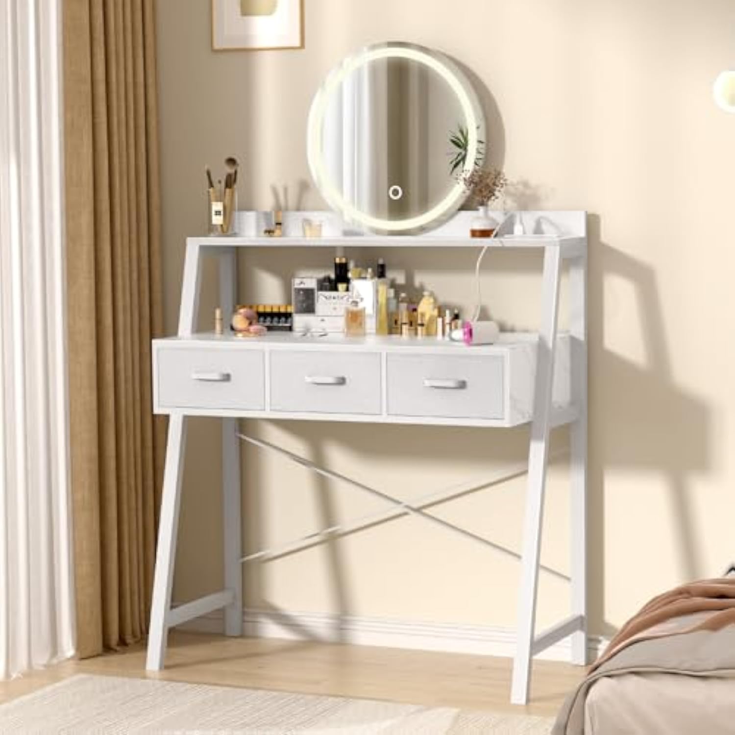 Măsuțe de toaletă personalizabile cu oglindă: modele personalizate pentru piețele europene și nord-americane