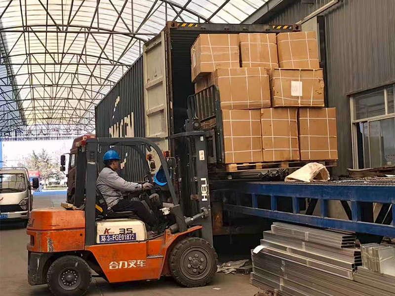 Cooling pad and feed pipe with auger export to Saudi Arabia Cooling pad and feed pipe with auger export to Saudi Arabia