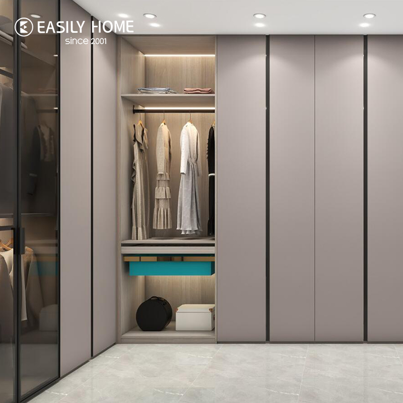 Walk-in Closet Design