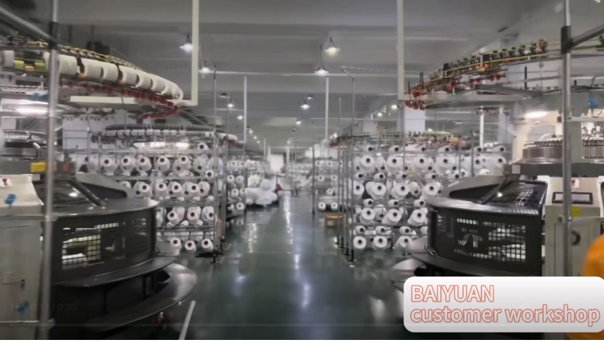 Pelanggan kami membuka bilik lokomotif mesin lebar