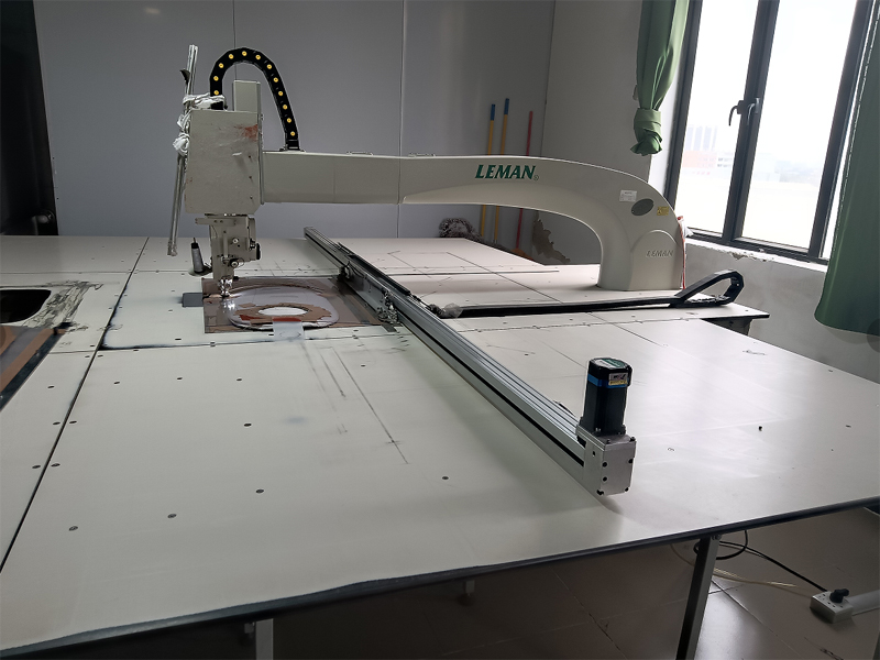 Large computer template machine