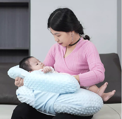 Multifunctional nursing pillow