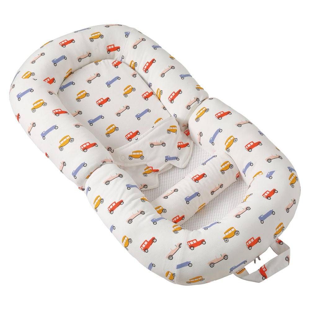 Portable infant lounger bassinet
