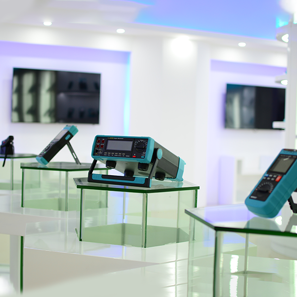 ओईएम और ओडीएम सेवा