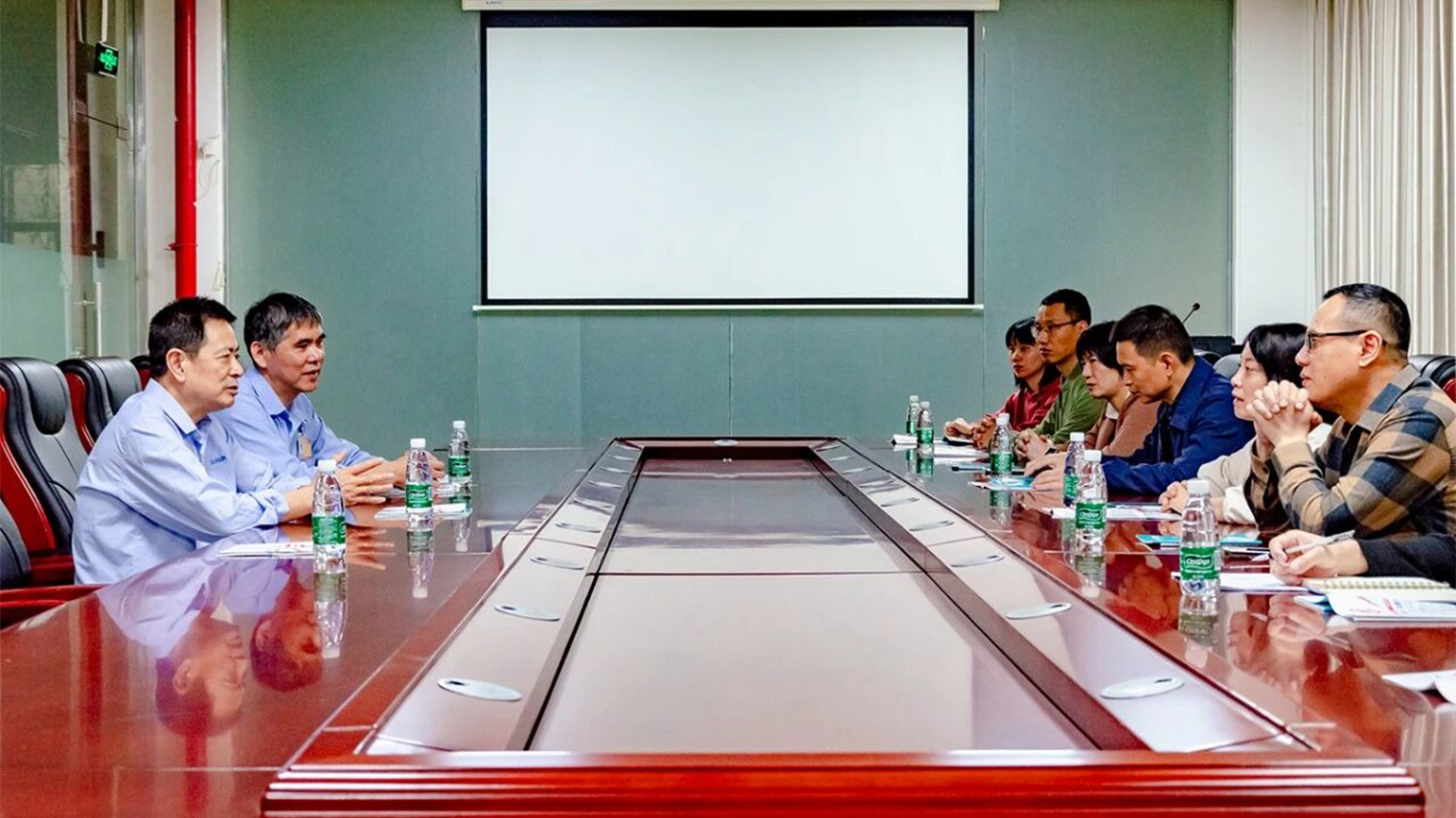 Gold Target Finder Gold Target Finder