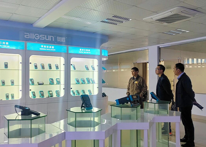 Ηγέτες από το Γραφείο Στέγασης Ζανγκζού επισκέπτονται την Ανατολικός Τεχνολογία Ομάδα για έρευνα στις 5 Φεβρουαρίου Ηγέτες από το Γραφείο Στέγασης Ζανγκζού επισκέπτονται την Ανατολικός Τεχνολογία Ομάδα για έρευνα στις 5 Φεβρουαρίου