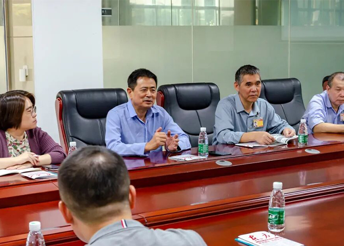Chen Qi, directeur van het Zhangzhou Science & Technology Bureau, bezoekt Eastern Technology Group voor bedrijfsonderzoek Chen Qi, directeur van het Zhangzhou Science & Technology Bureau, bezoekt Eastern Technology Group voor bedrijfsonderzoek