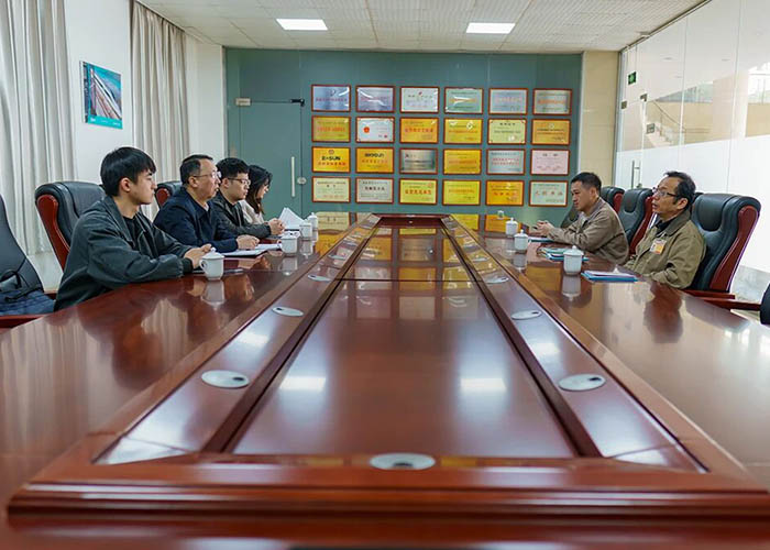 Xiangcheng-distriktets markedstilsynsbureau besøger Eastern Technology Group for at undersøge det