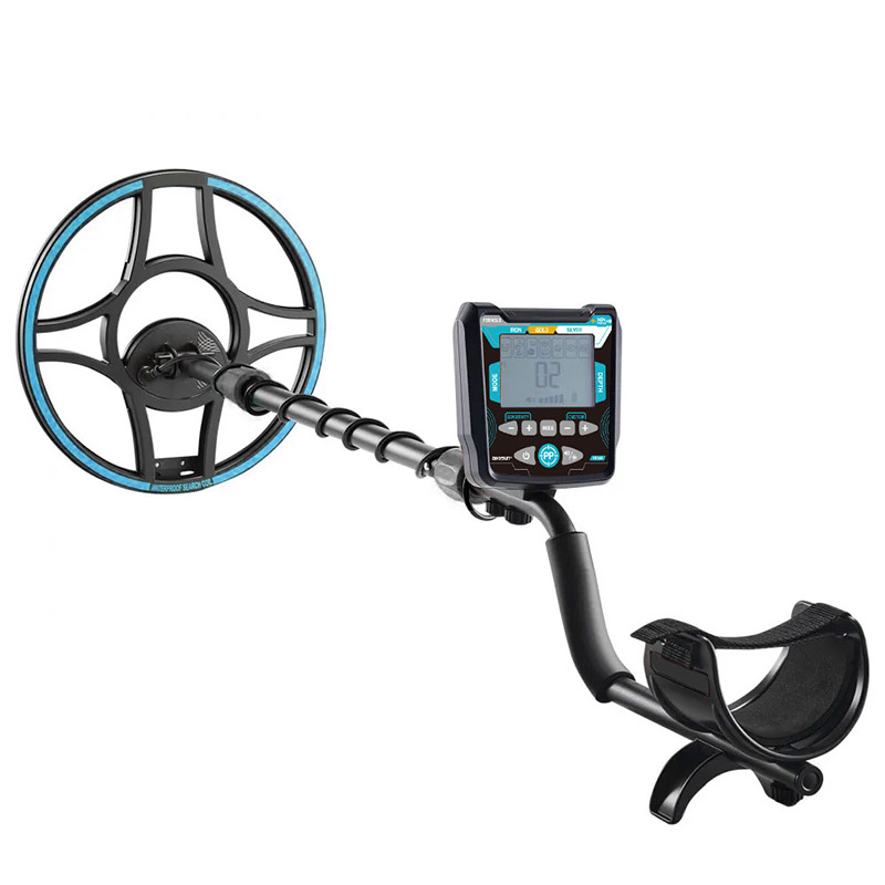 Submersible metal detector